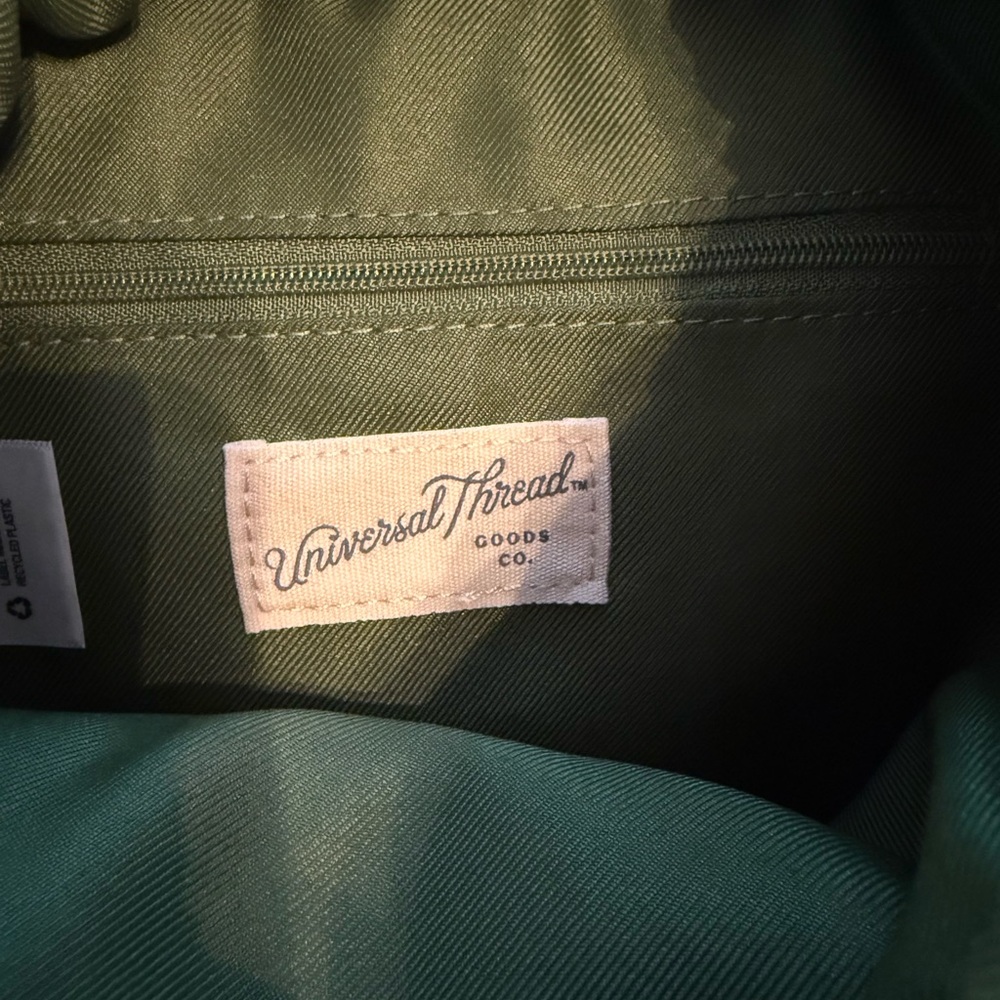 Universal Thread Olive Backpack With Beige Details - image 8